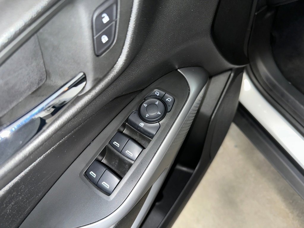 Certified 2024 Chevrolet Trax LS w/ Driver Confidence Package image 4