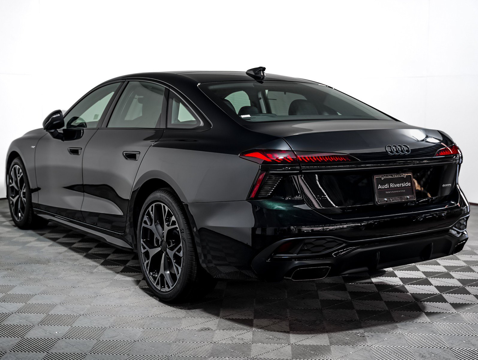 New 2026 Audi A6 Premium Plus AWD/4WD image 2