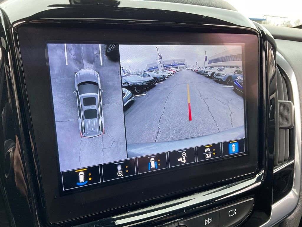 Used 2023 Chevrolet Traverse Premier w/ Redline Edition image 18