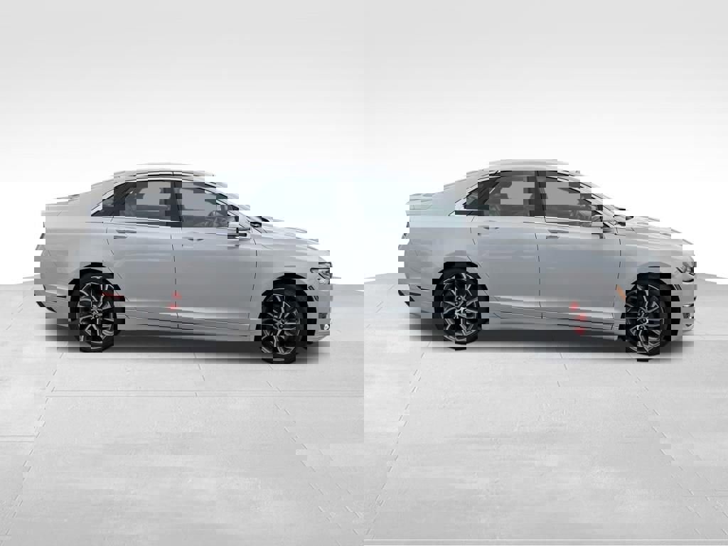 Used 2019 Lincoln MKZ Reserve w/ Reserve Plus Package image 4