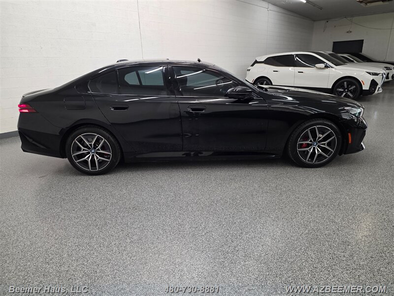 Used 2024 BMW i5 M60 w/ Premium Package AWD/4WD image 10