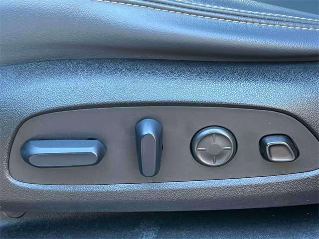 Used 2024 Buick Enclave Premium image 20