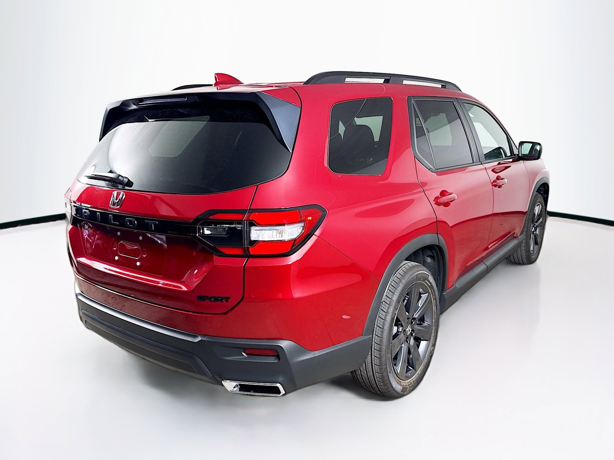 Certified 2025 Honda Pilot Sport image 31