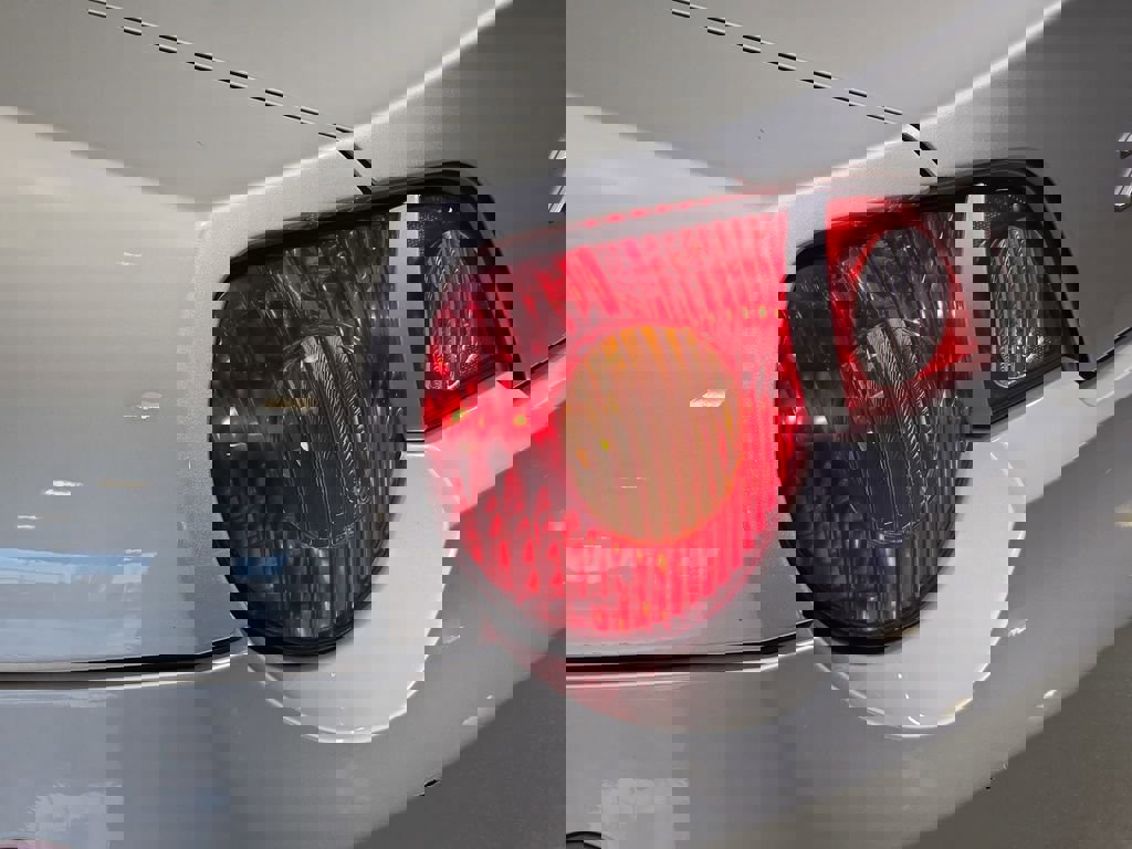 Used 2004 BMW Z4 3.0i image 30