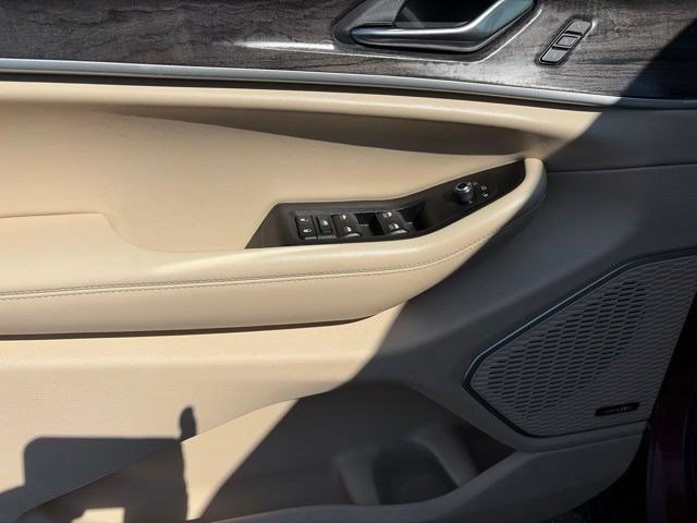 Used 2021 Jeep Grand Cherokee L Limited AWD/4WD image 13