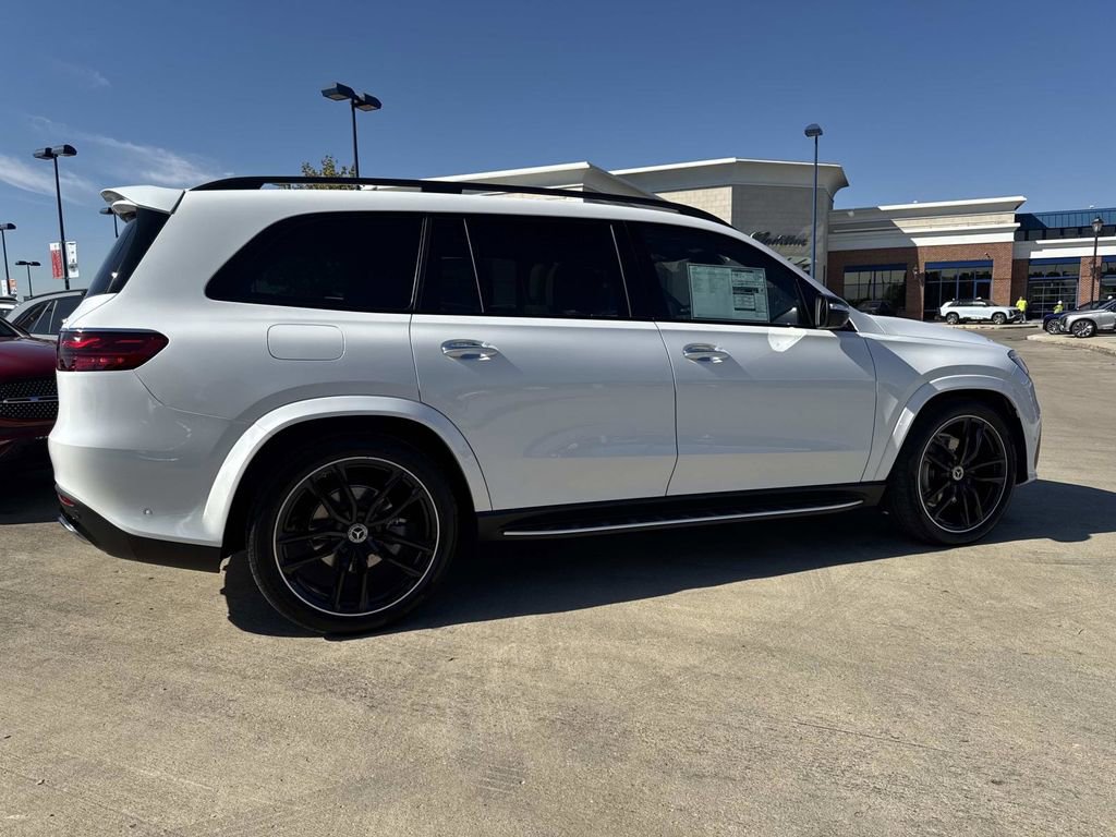 New 2026 Mercedes-Benz GLS 580 4MATIC image 8