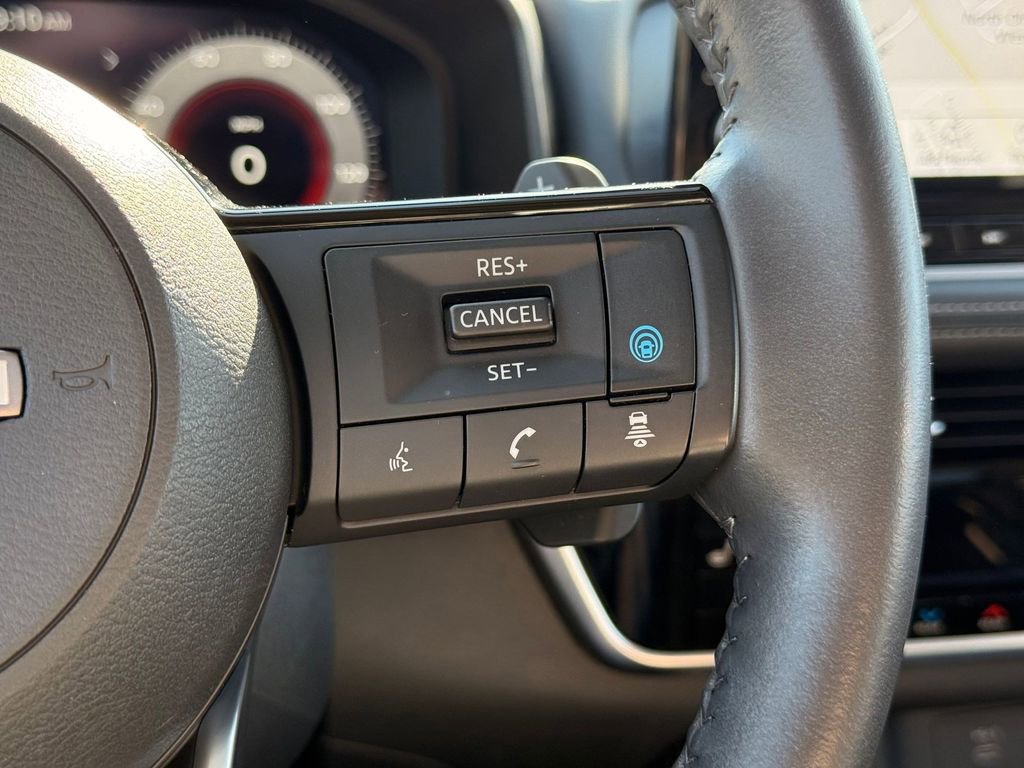 Certified 2023 Nissan Rogue Platinum w/ Platinum Premium Package AWD/4WD image 17