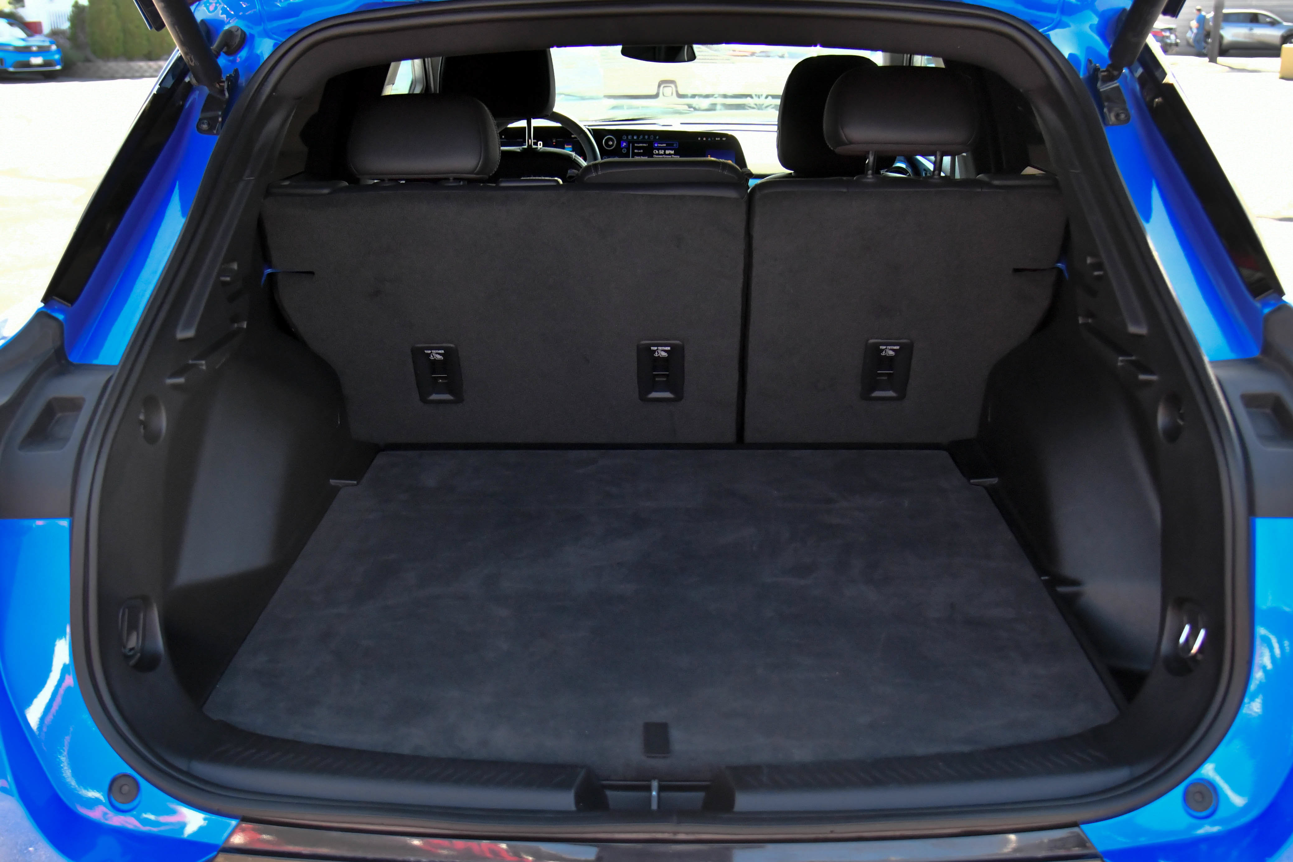 Used 2024 Chevrolet Equinox EV LT FWD image 47