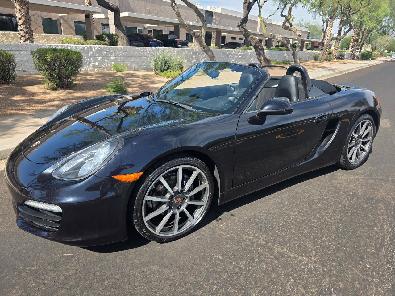 Used 2015 Porsche Boxster RWD image 4