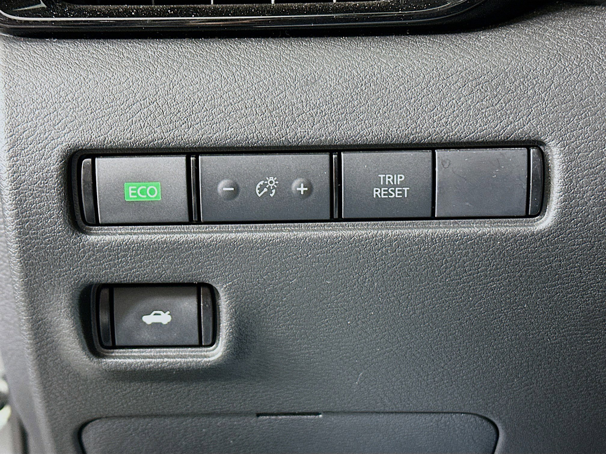 Used 2024 Nissan Sentra SV image 16