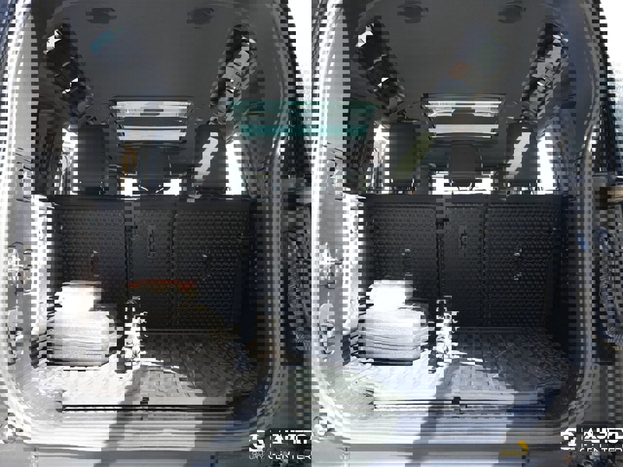 Used 2021 Land Rover Defender 110 X image 51