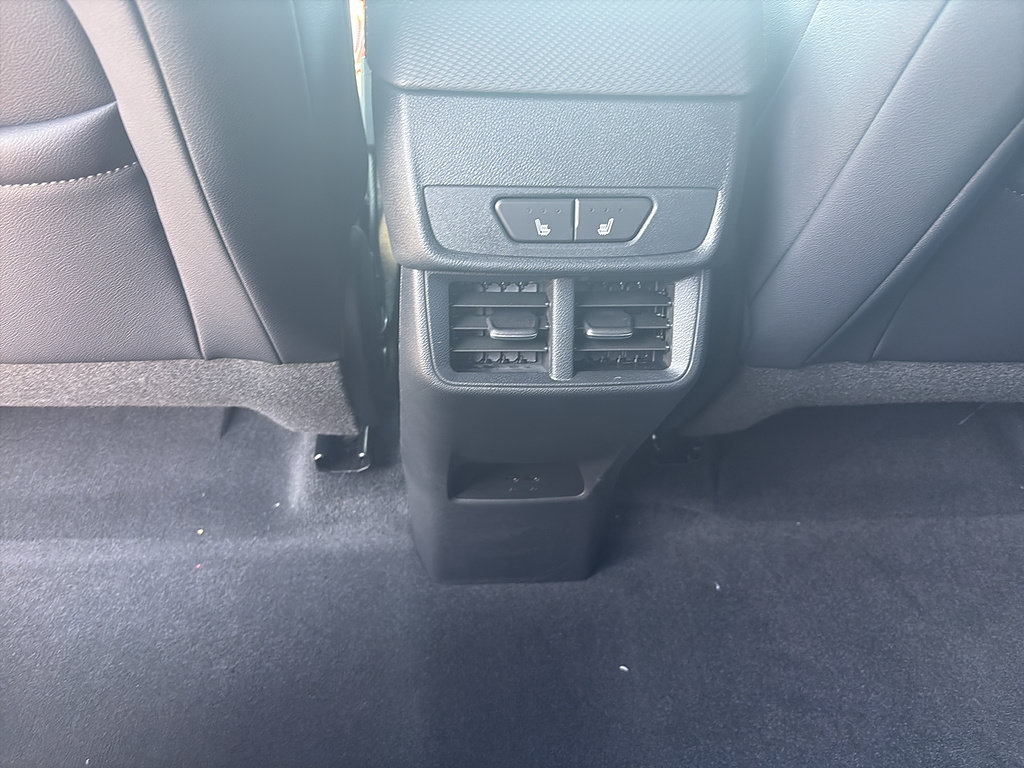 New 2027 Chevrolet Equinox RS w/ Safety and Technology Package FWD image 11