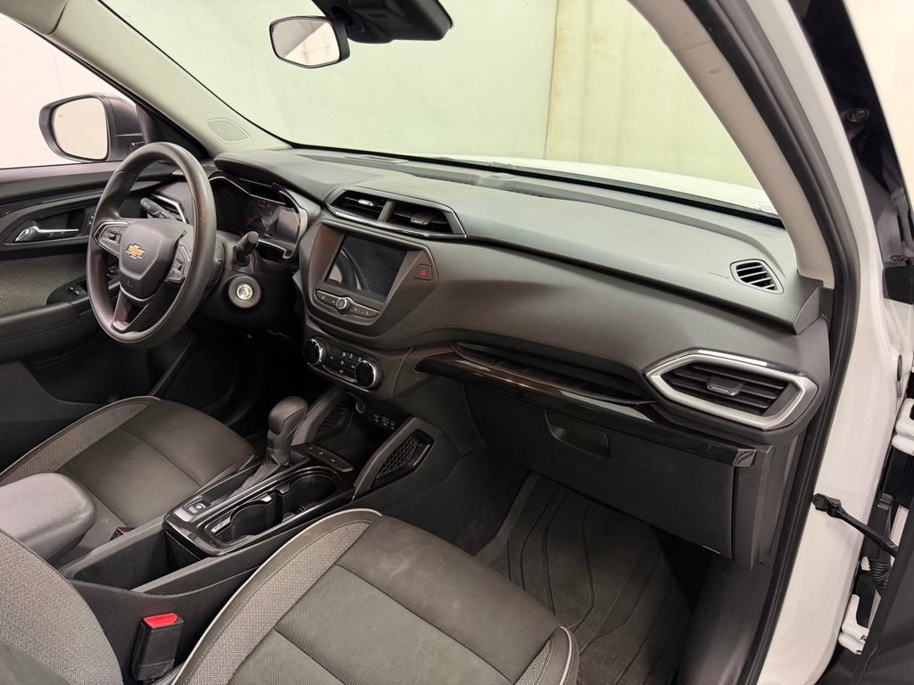 Used 2021 Chevrolet TrailBlazer LS FWD image 11