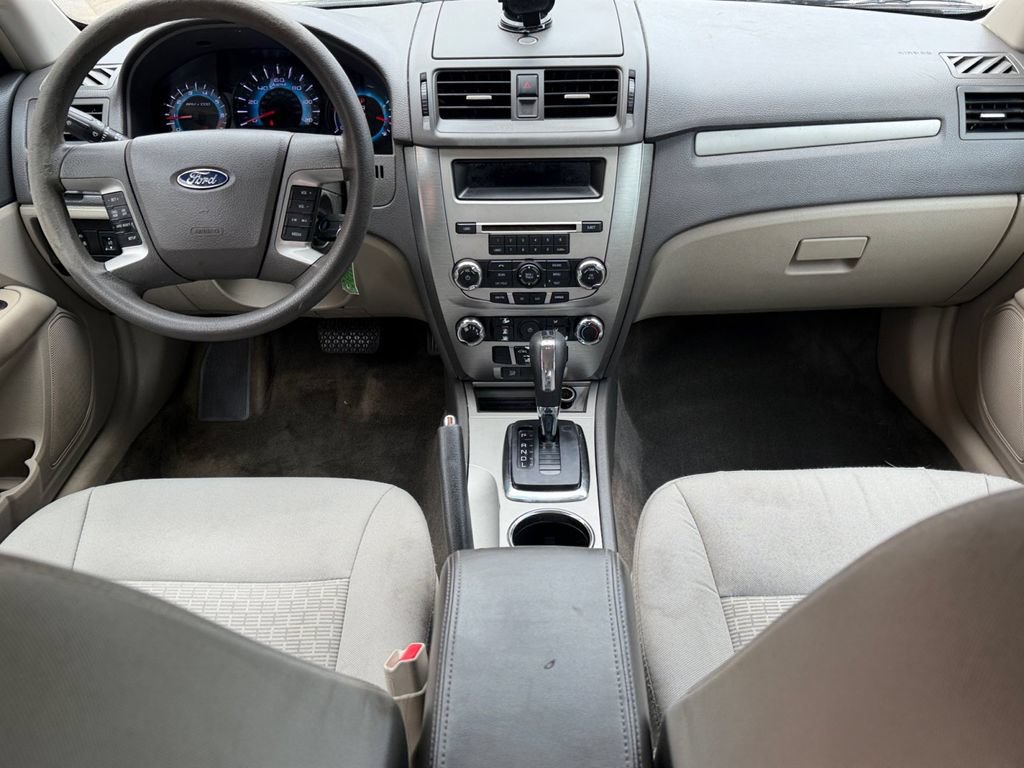 Used 2012 Ford Fusion SE FWD image 15