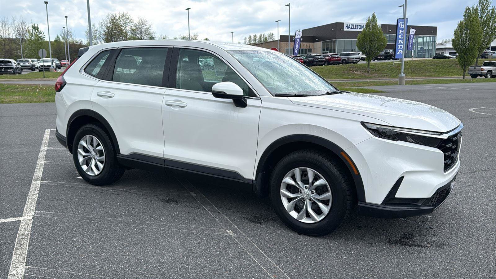 Certified 2023 Honda CR-V LX image 2