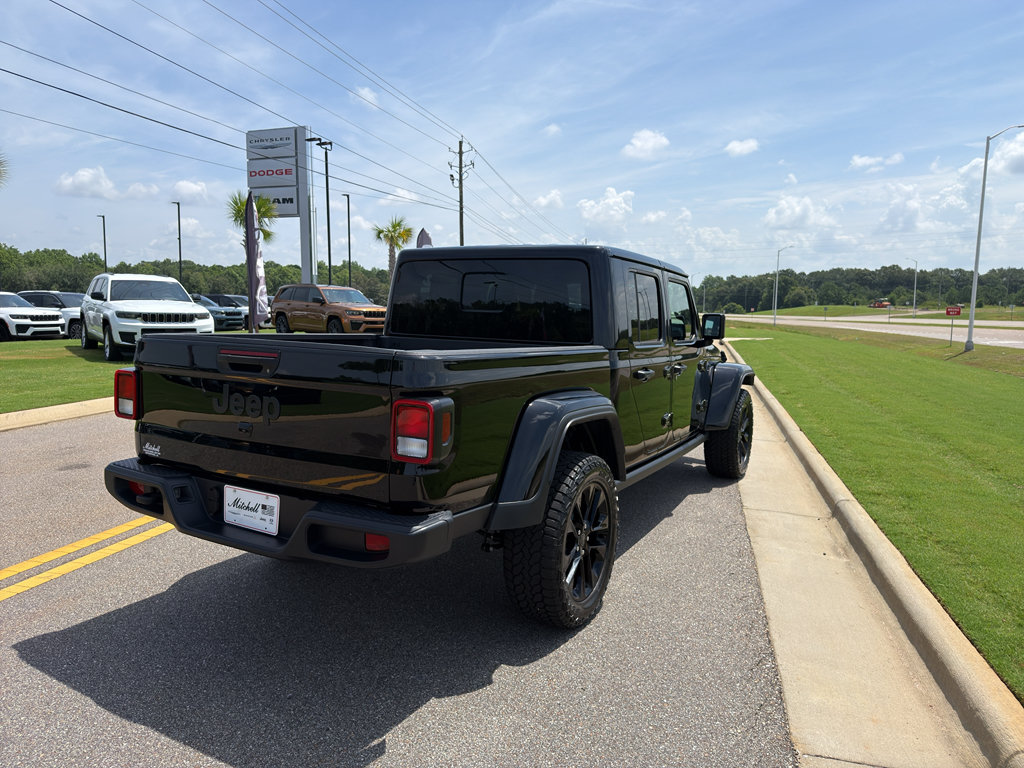 Certified 2025 Jeep Gladiator Sport AWD/4WD image 5