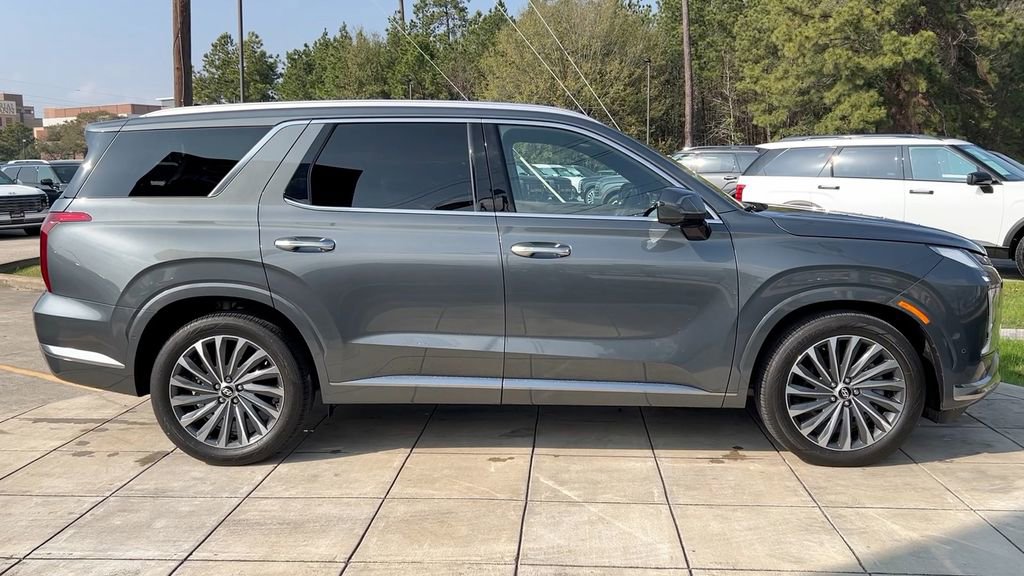 Used 2024 Hyundai Palisade Calligraphy image 15