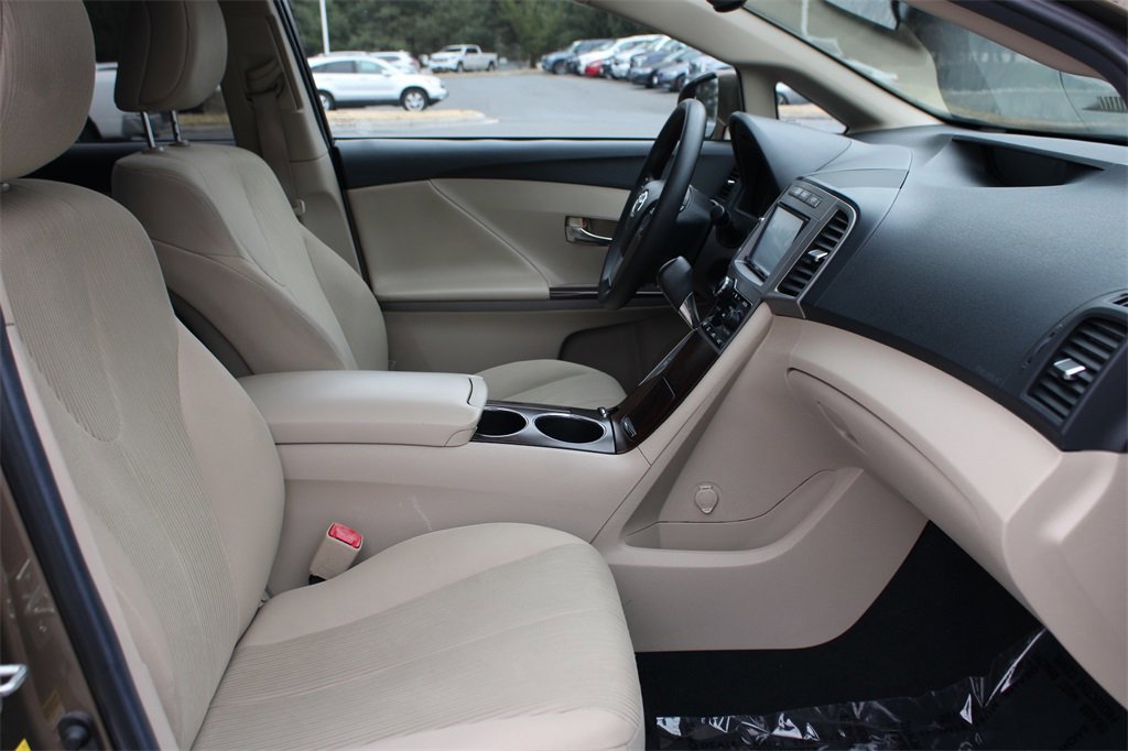 Used 2013 Toyota Venza LE image 13