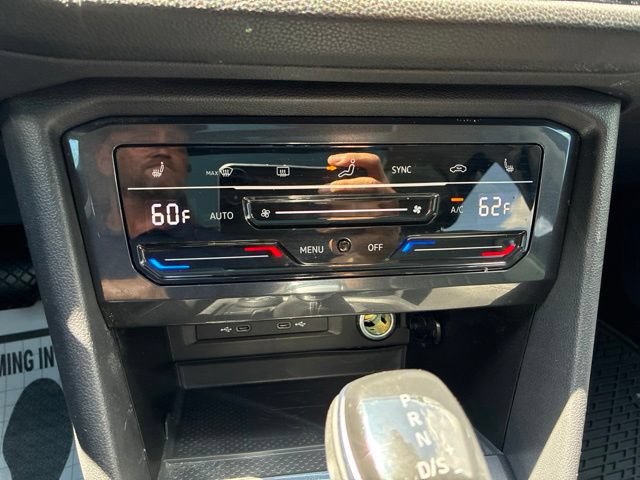 Used 2023 Volkswagen Tiguan SE w/ Panoramic Sunroof Package AWD/4WD image 22