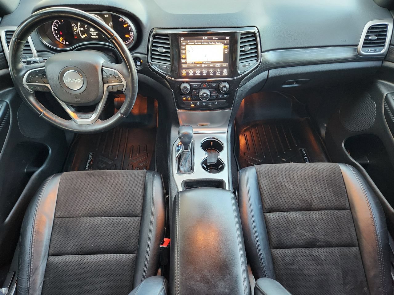 Used 2022 Jeep Grand Cherokee Laredo X RWD image 24