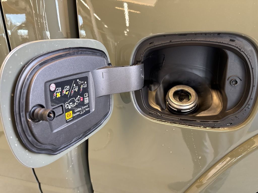 New 2026 RAM 1500 4x4 Crew Cab image 29