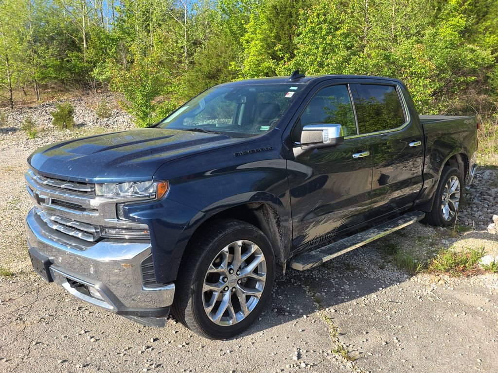 Used 2020 Chevrolet Silverado 1500 LTZ w/ LTZ Premium Package AWD/4WD image 3