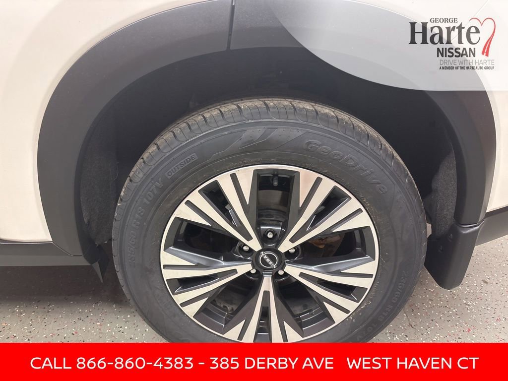 Certified 2023 Nissan Rogue SV image 44