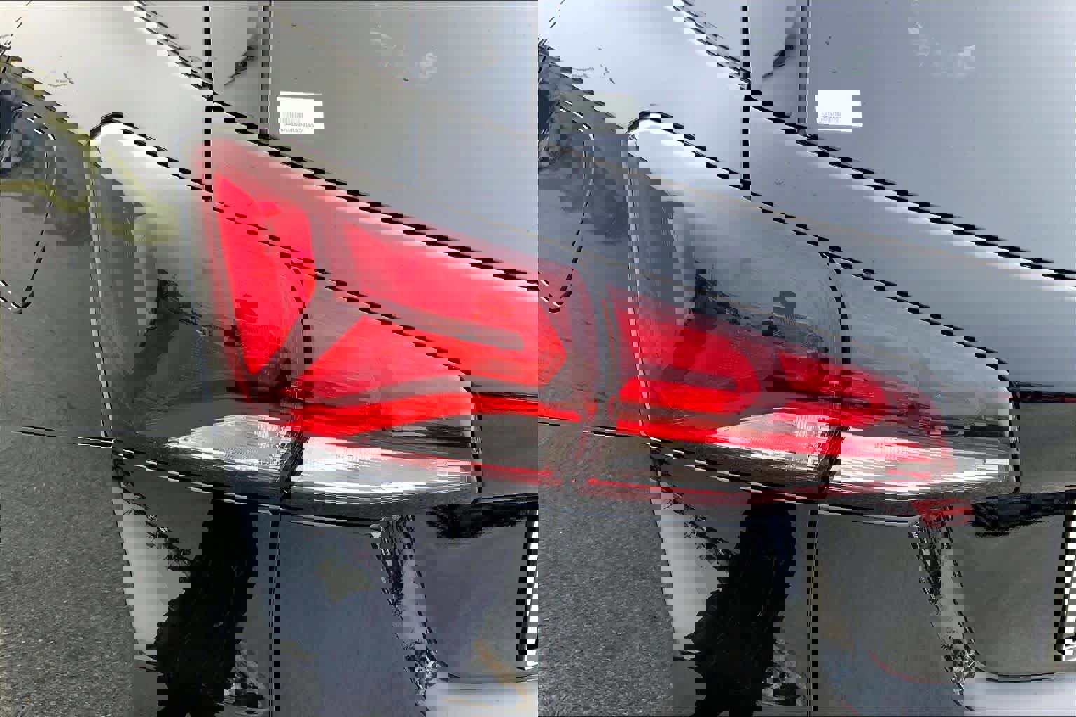 Used 2024 Chevrolet Equinox LT image 29