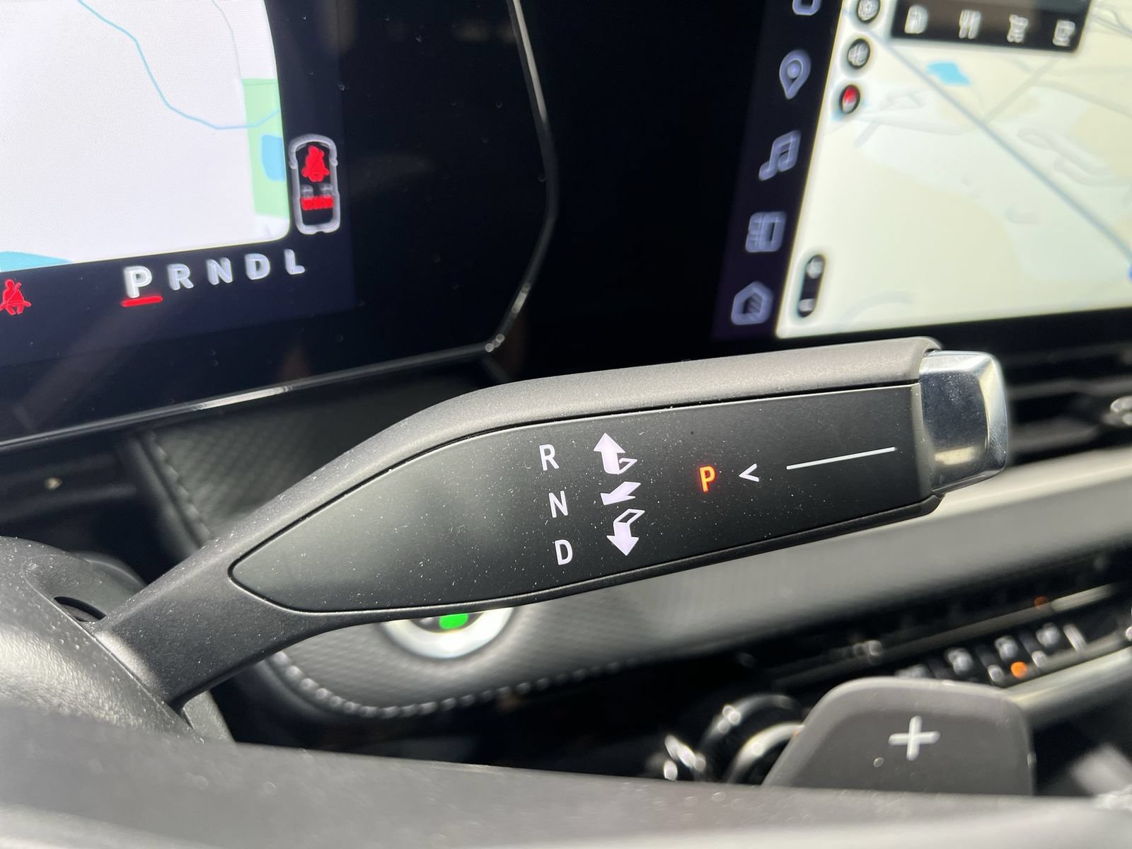 Used 2025 Chevrolet Equinox LT AWD/4WD image 20