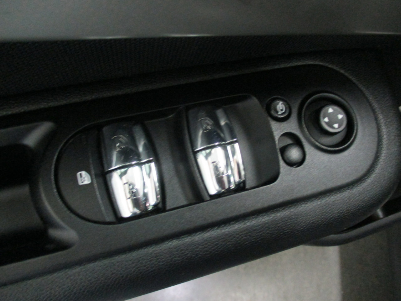 Used 2017 MINI Cooper Clubman S image 15