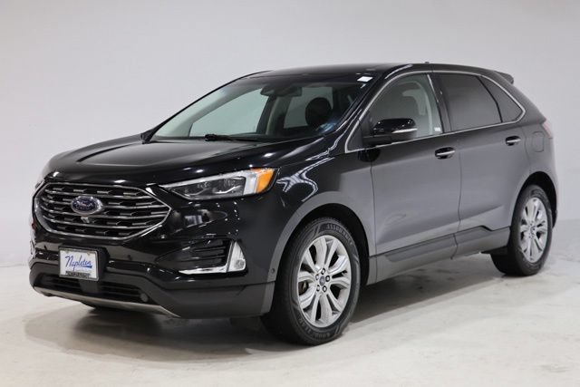 Used 2019 Ford Edge Titanium w/ Equipment Group 301A AWD/4WD image 3