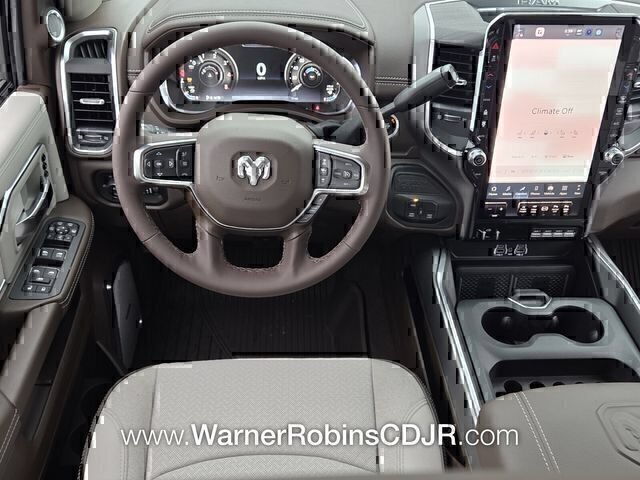 New 2026 RAM 2500 Laramie AWD/4WD image 7