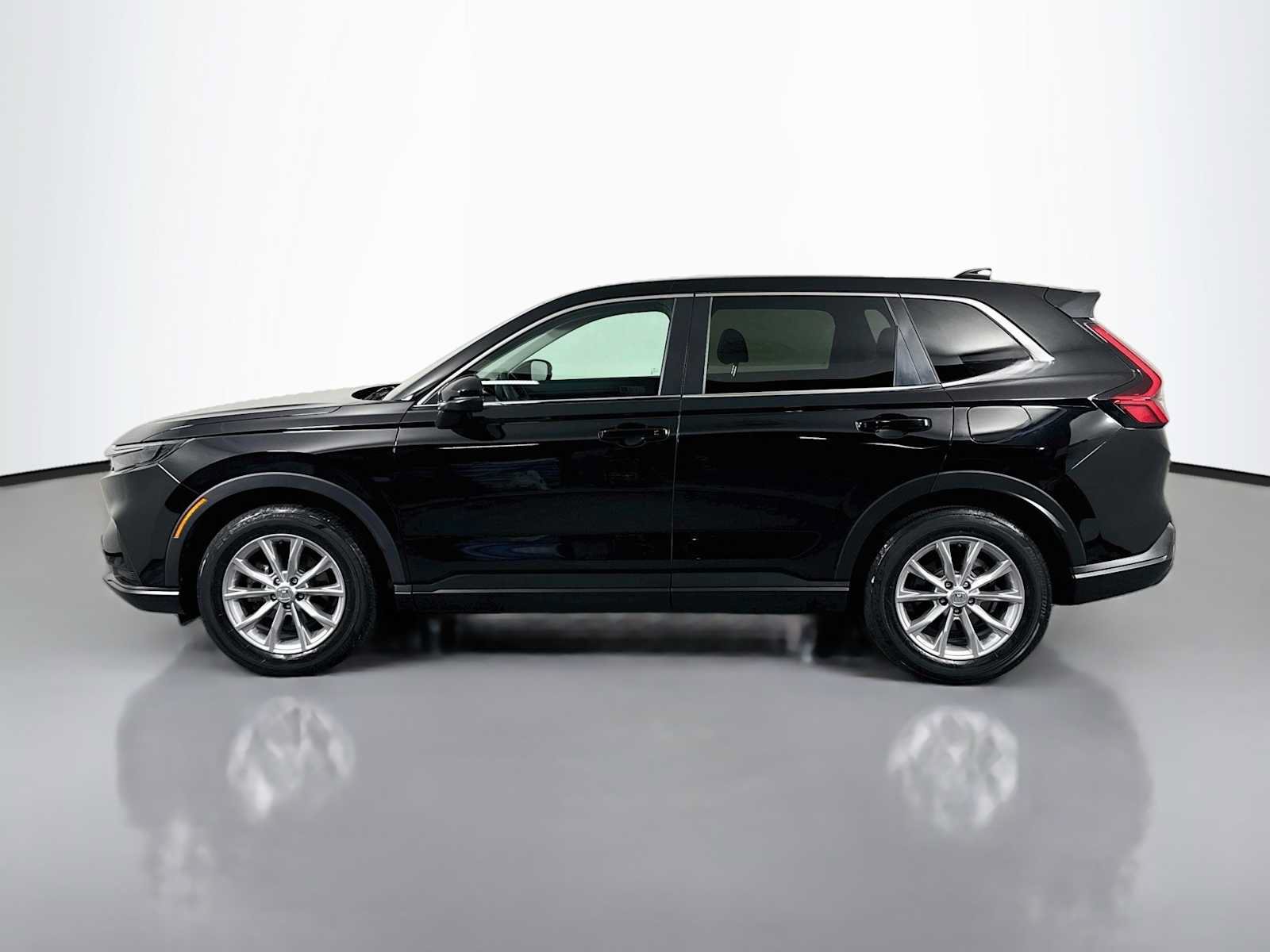 Used 2025 Honda CR-V EX image 4