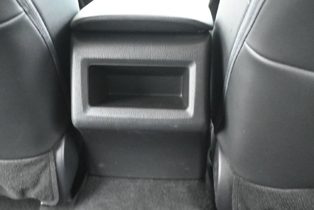 Used 2023 Toyota Camry SE FWD image 33