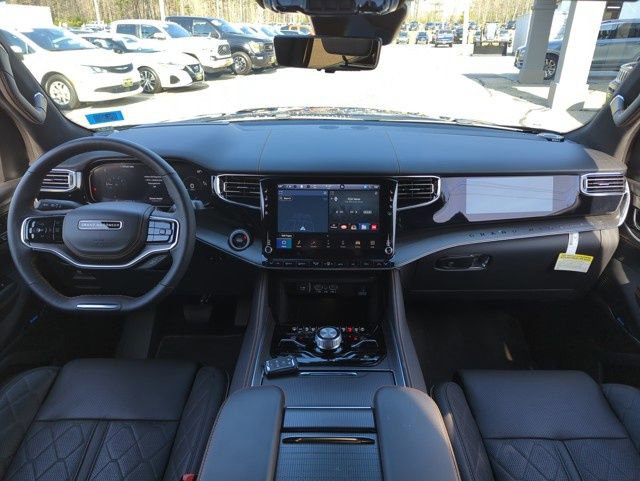 Used 2023 Jeep Grand Wagoneer Series III w/ Quick Order Packagew 28T image 16