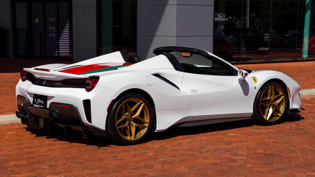 Certified 2020 Ferrari 488 Pista Spider RWD image 7