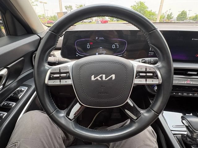 Used 2024 Kia Telluride S w/ S Sunroof Package FWD image 14