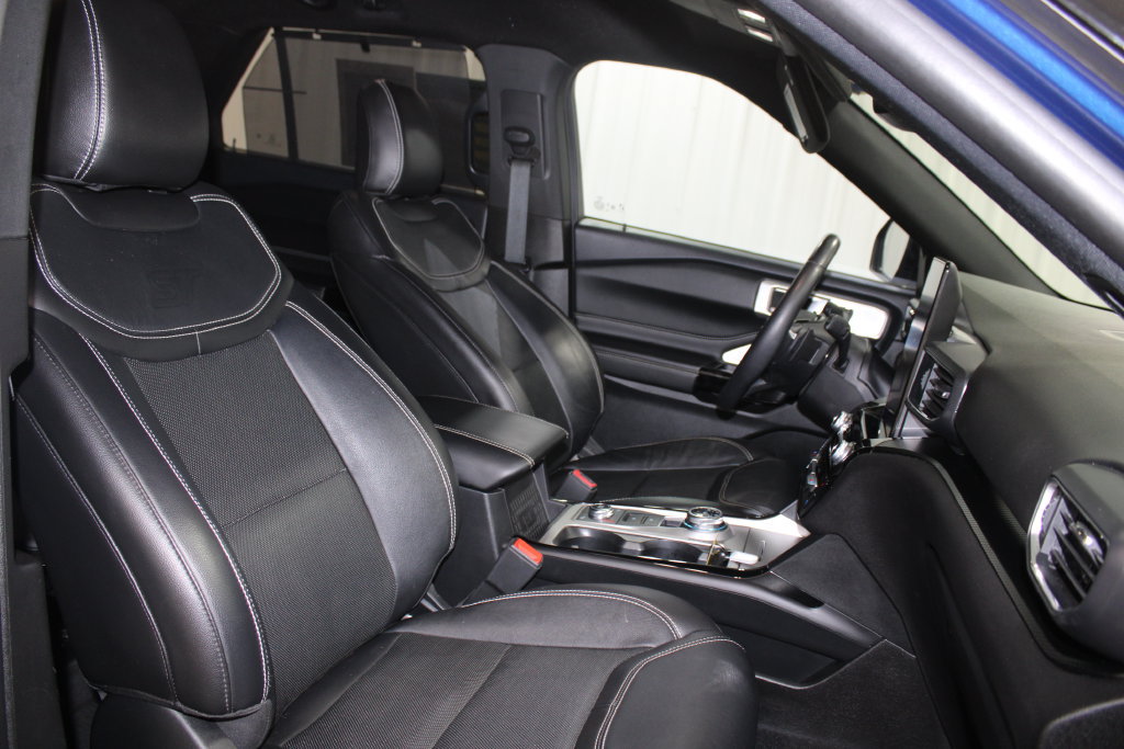 Used 2023 Ford Explorer ST w/ Equipment Group 401A AWD/4WD image 40