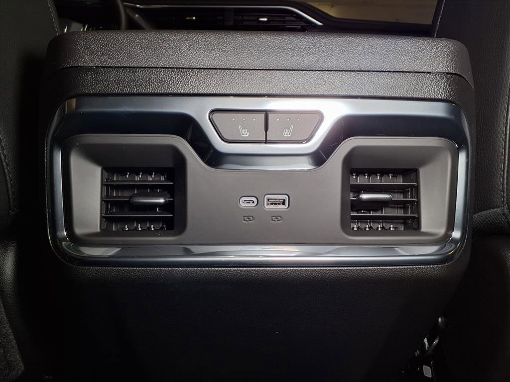 New 2026 GMC Sierra 1500 Denali w/ Technology Package image 12