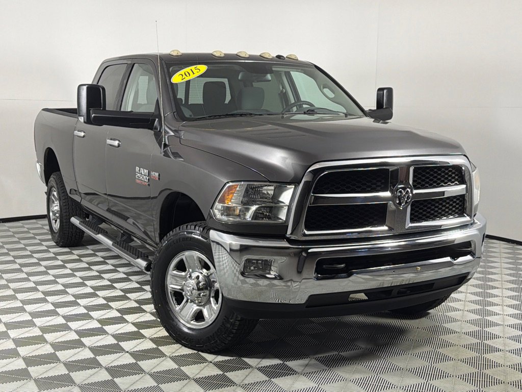 Used 2015 RAM 2500 SLT AWD/4WD image 2