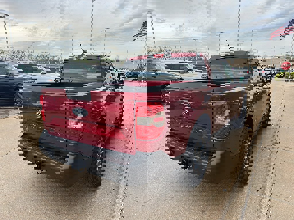 New 2025 Ford Maverick XLT w/ XLT Luxury Package image 5