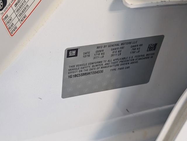 Used 2017 Chevrolet Cruze LS image 17