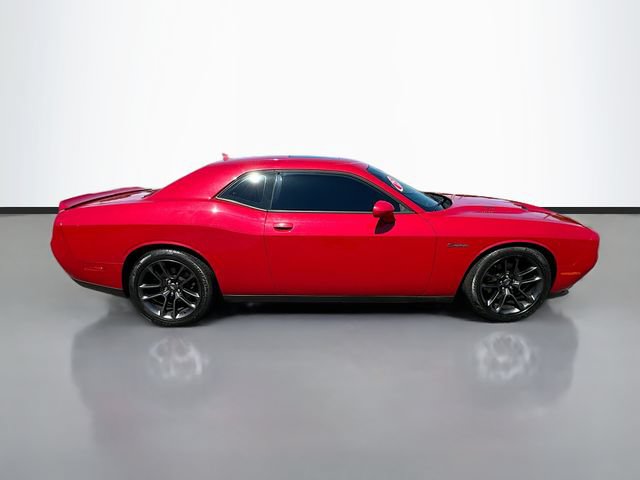 Used 2015 Dodge Challenger R/T Plus RWD image 5