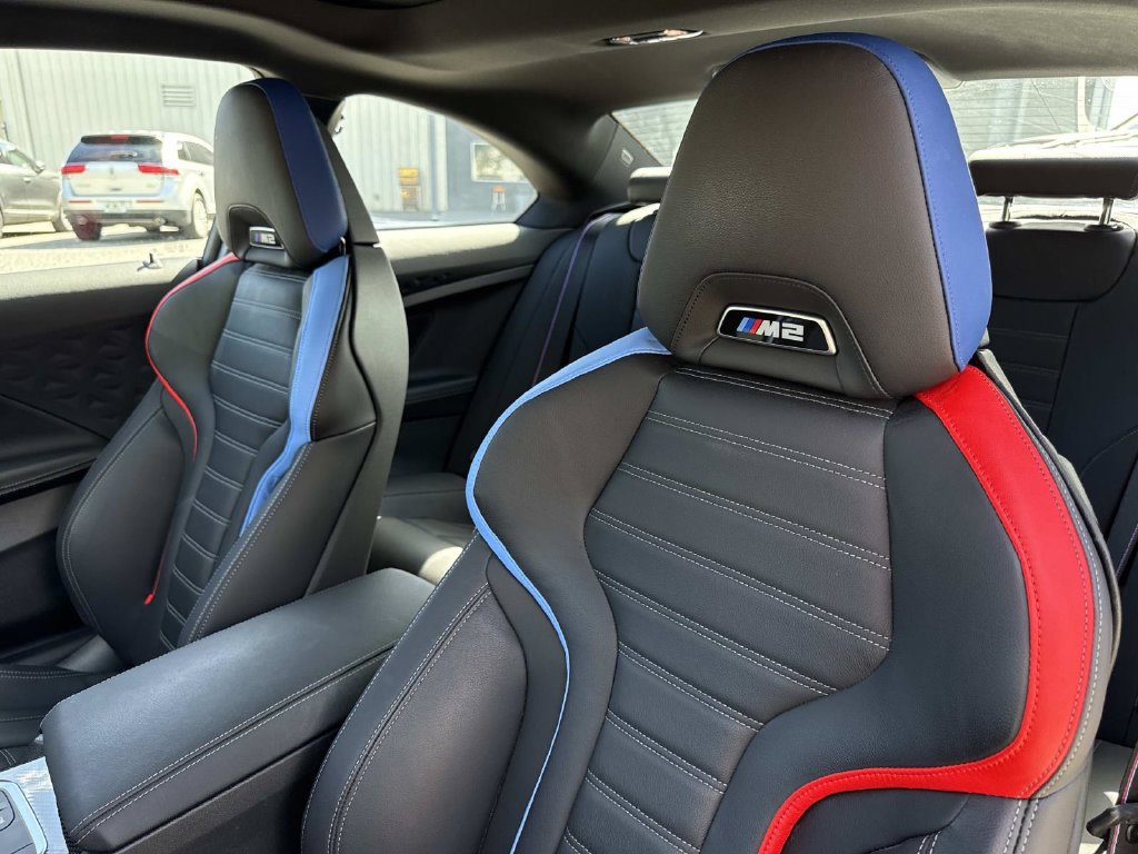 Used 2026 BMW M2 w/ Lighting Package RWD image 15