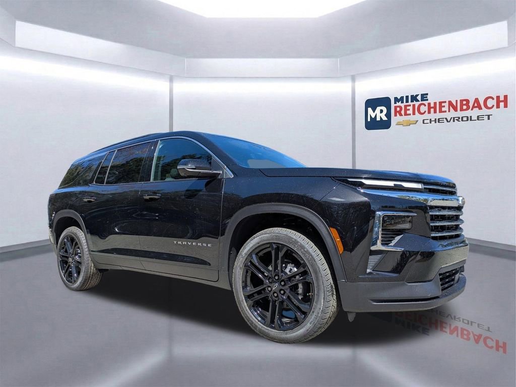 New 2026 Chevrolet Traverse LT w/ Driver Confidence Package FWD image 2