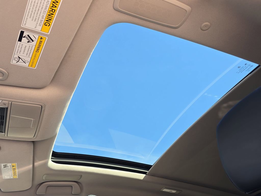 Used 2023 Acura RDX w/ Technology Package image 28