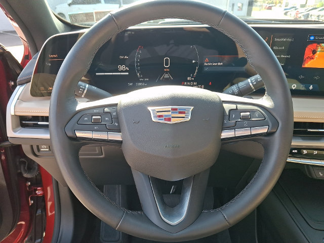 Used 2024 Cadillac XT4 Luxury w/ Cold Weather Package AWD/4WD image 23