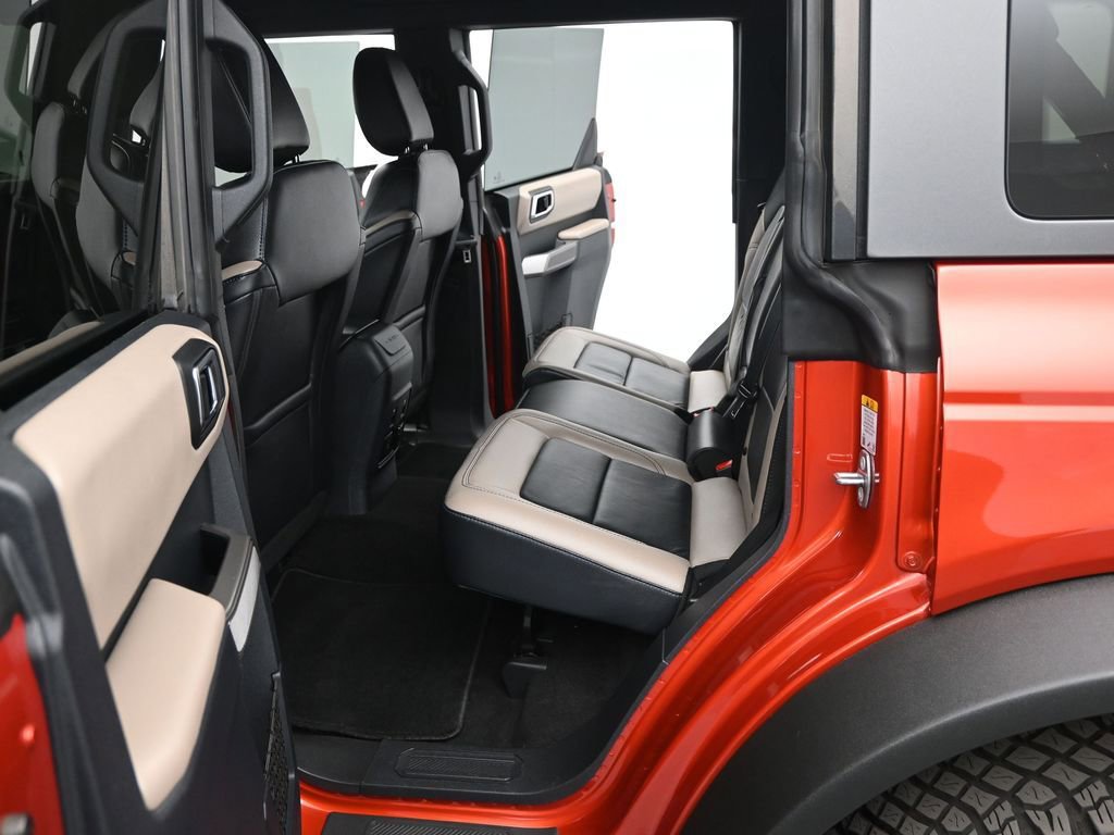 Used 2023 Ford Bronco Wildtrak image 19