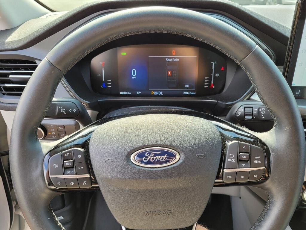 Used 2024 Ford Escape SE FWD image 27