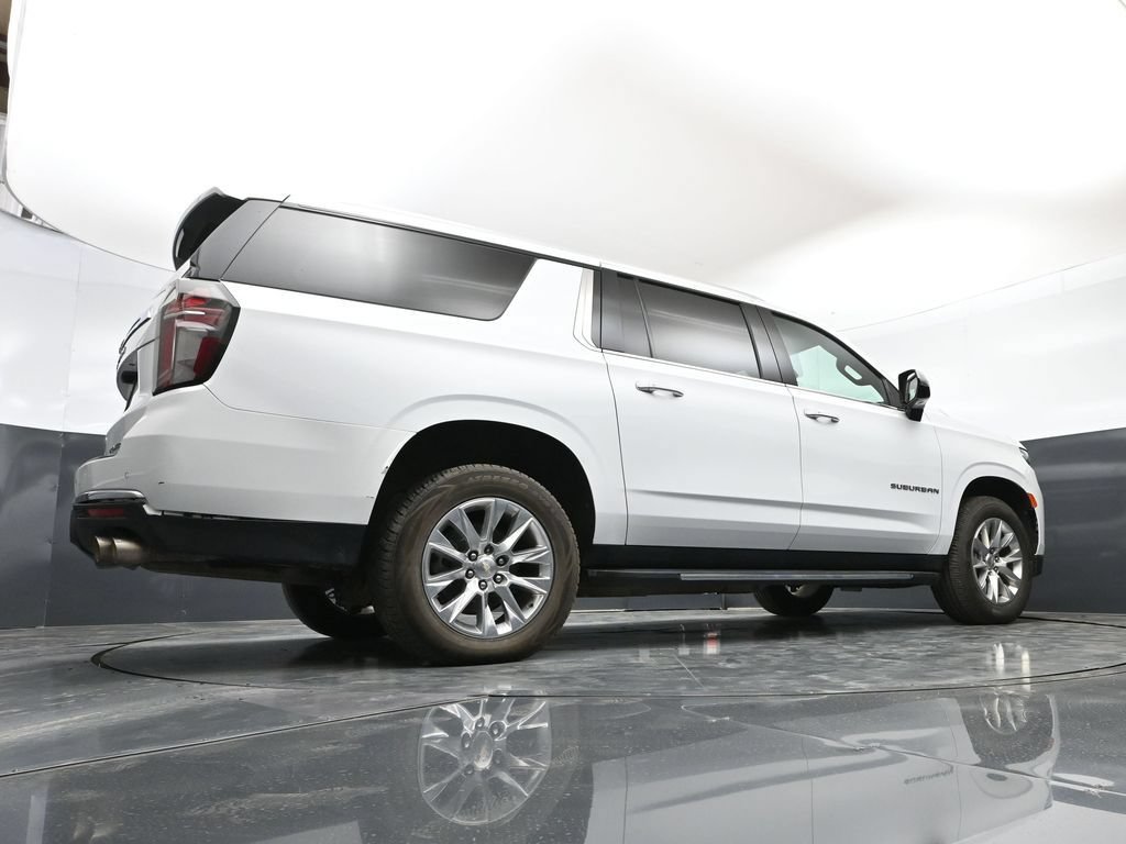 Used 2023 Chevrolet Suburban Premier AWD/4WD image 55
